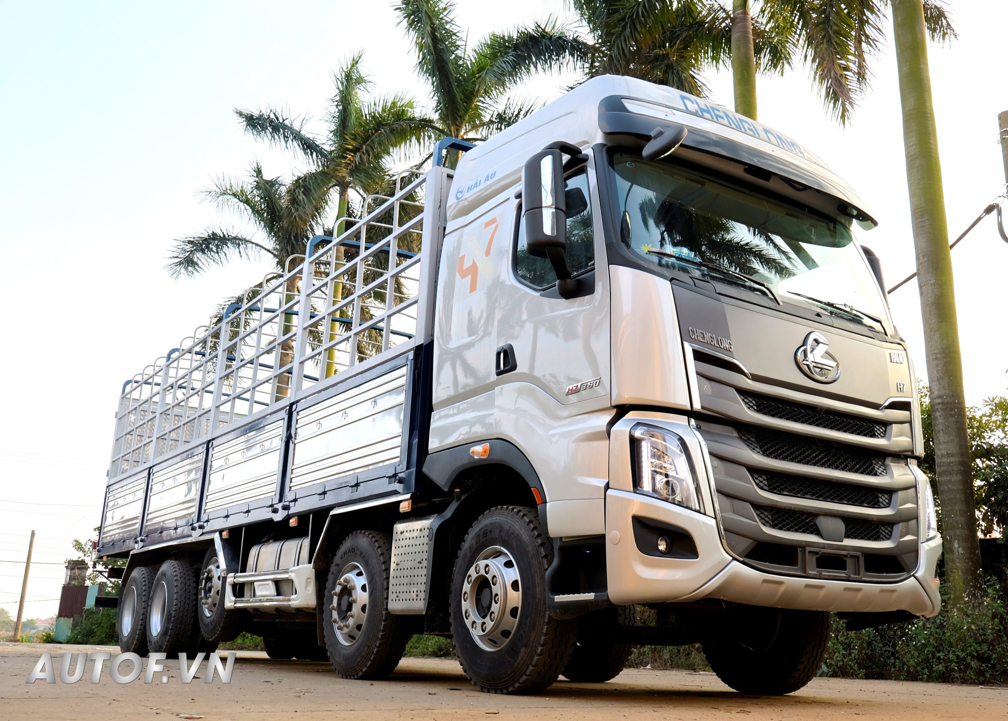 quy_cach_thung_bat_xe_tai_chenglong h7 5 chan